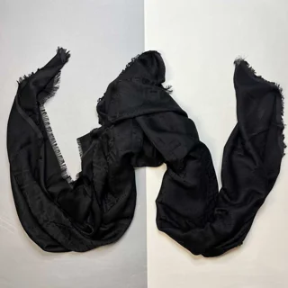 روسری قواره بلند نخی طرح دار W1010